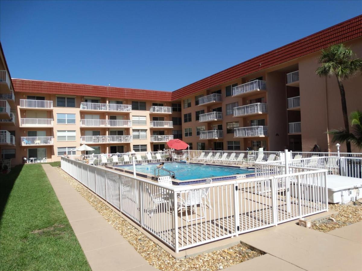 Spanish Main Unit 1- Direct Oceanfront Condo! Cocoa Beach Exterior photo